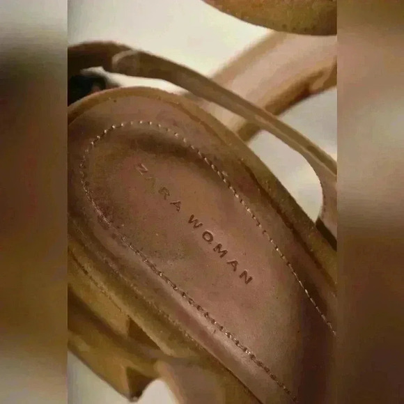 ZARA Tan  Black Microsuede Block Heel Open Toe Strappy Sandal 39EU 9US - Picture 4 of 8